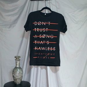 Black Twenty Øne Pilots t-shirt